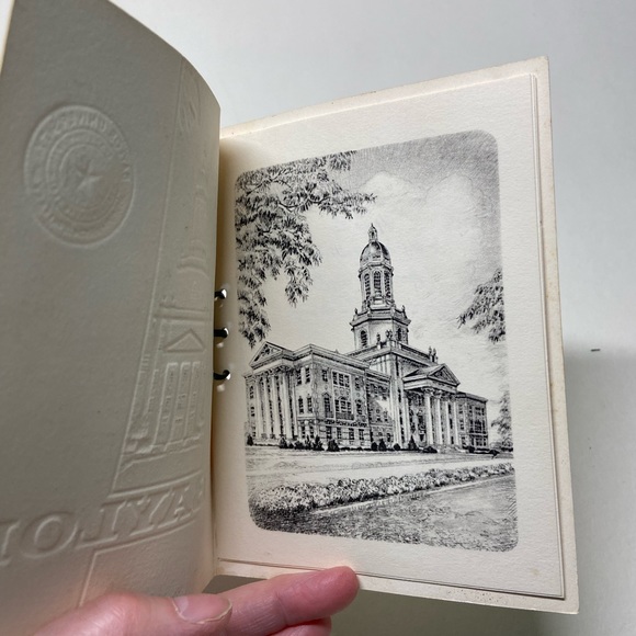 Vintage 1975 Baylor University Commencement Invitation - Picture 2 of 6